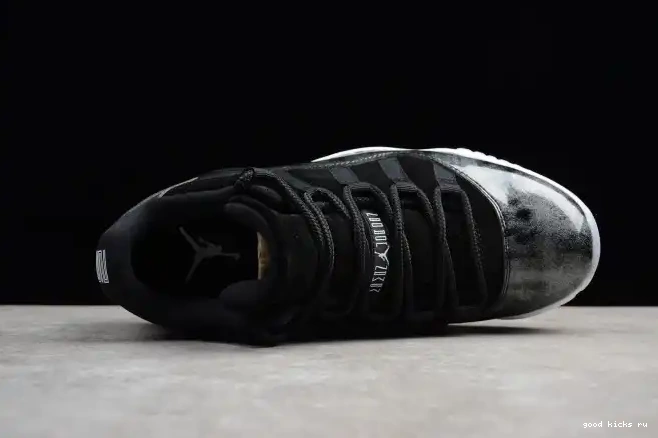 Retro 11 Jordan 528895-010 Air Low 